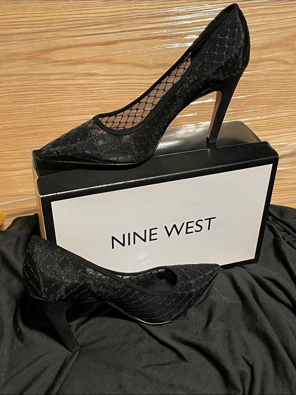 Nine West Women's Black Mesh Pointed-Toe Stiletto Pumps